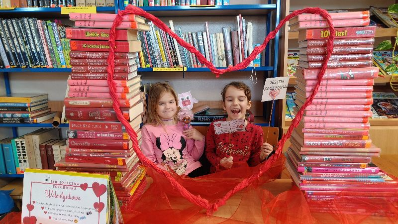 Walentynki w Bibliotece szkolnej 