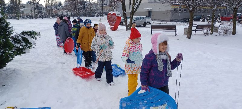 Zabawy na śniegu klasy 3