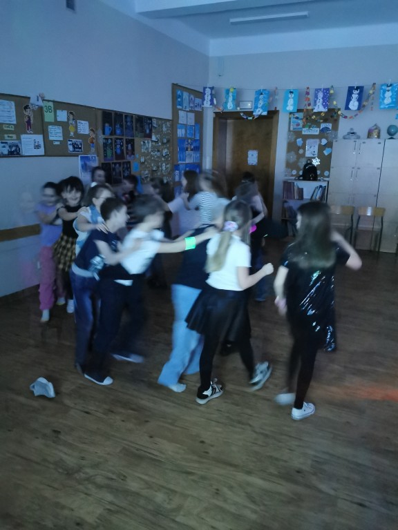 Projekt 3a Angielski jest FUNtastyczny
