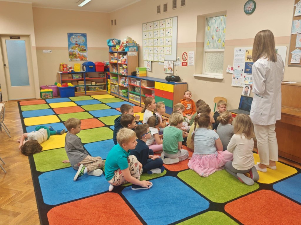SPOTKANIE Z PANIĄ FARMACEUTKĄ