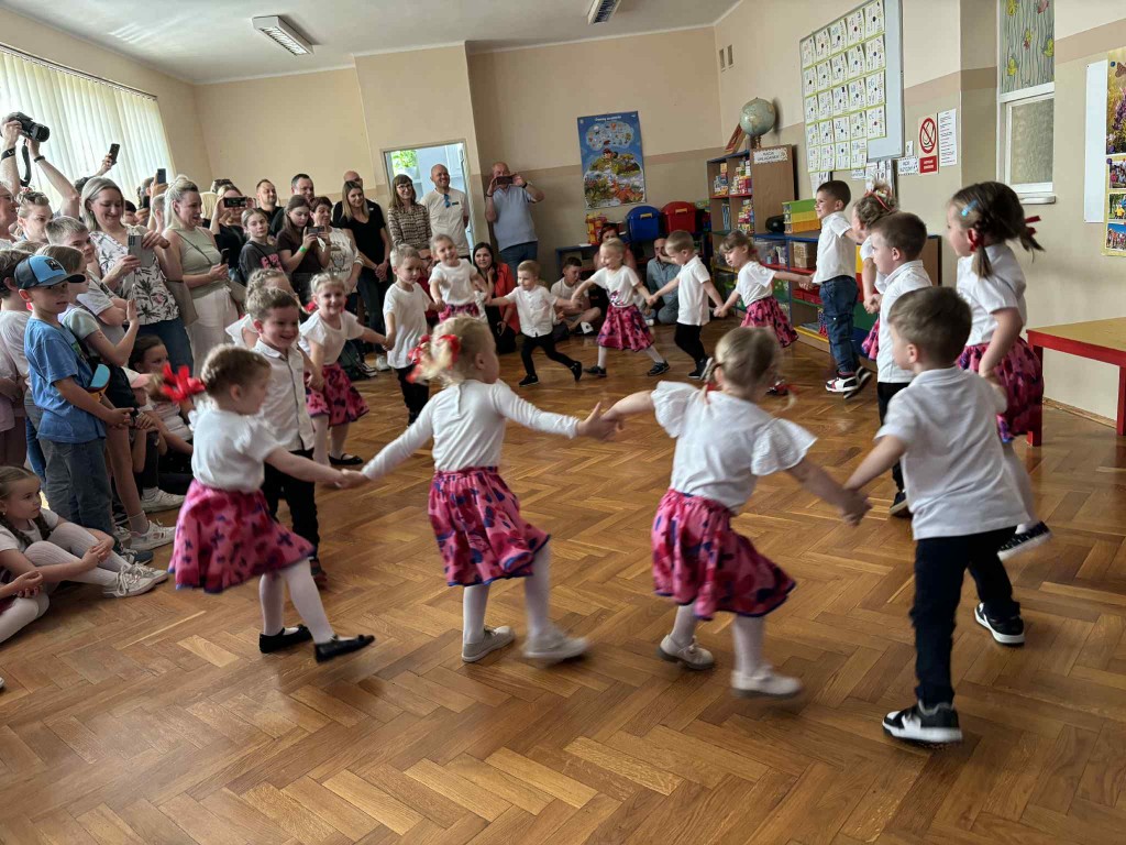 PRZEDSZKOLNY PIKNIK RODZINNY