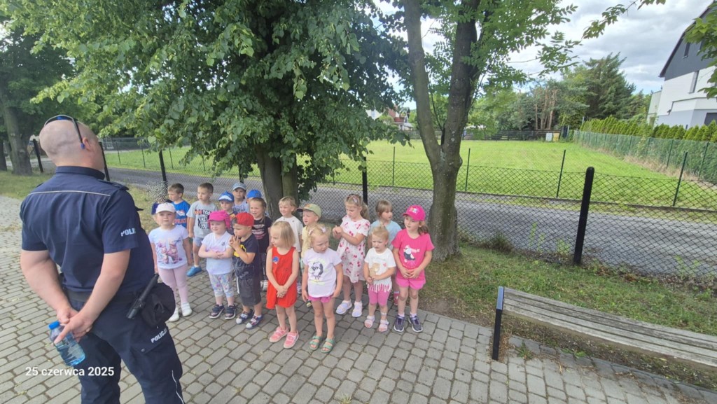 BEZPIECZNE WAKACJE