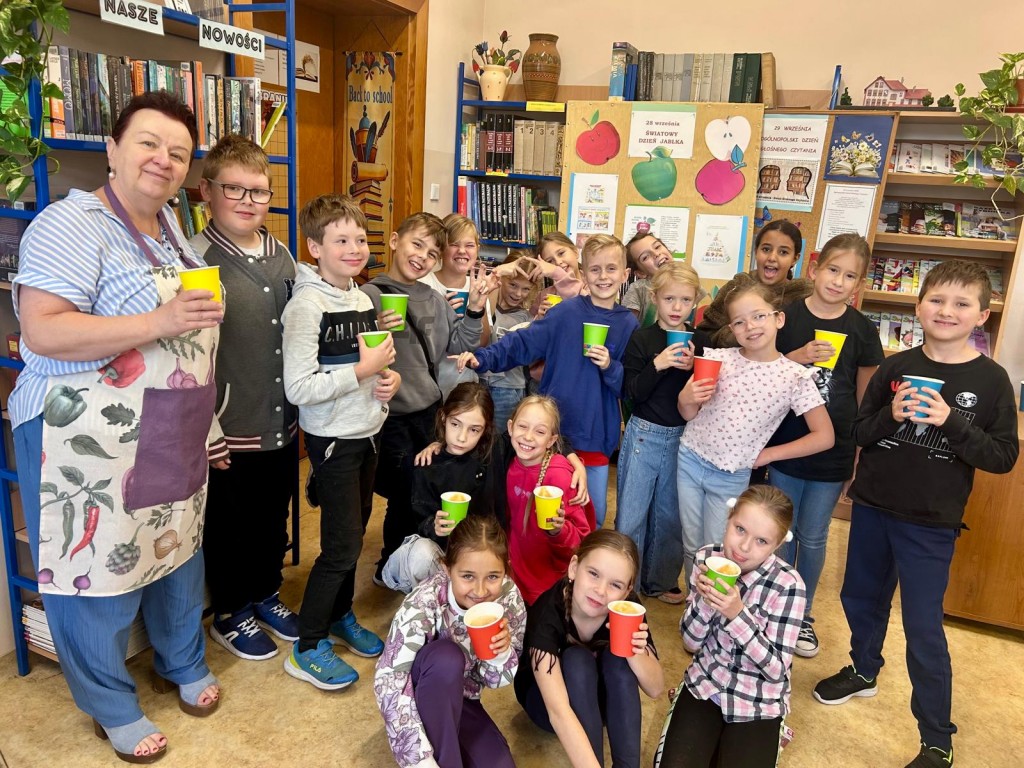 Dzień Jabłka i Głośnego Czytania