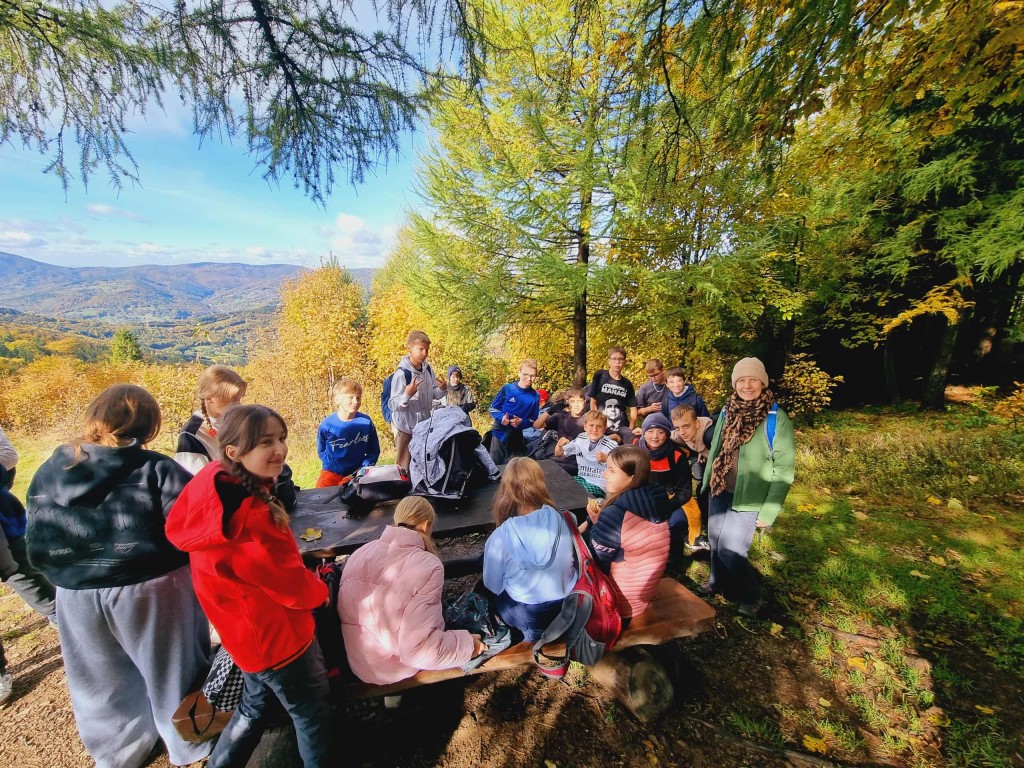 Wycieczka klasy 6 i 7 Góra Żar 