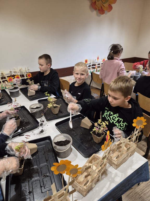 Wycieczka klas trzecich do Osikowej Doliny