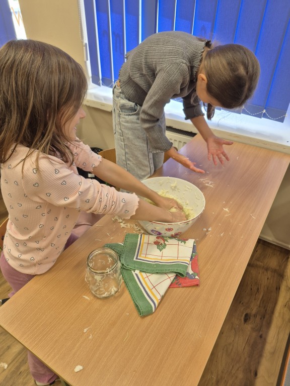 Kiszenie kapusty w klasie 3a