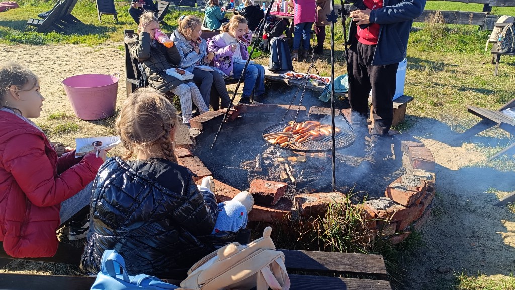 W zagrodzie „Zakątek zwierzątek” klasa 2a i 2b