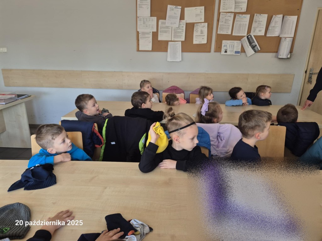  WYCIECZKA DO KOMEDY MIEJSKIEJ POLICJI W RYBNIKU - GRUPA 'ŚREDNIAKÓW'