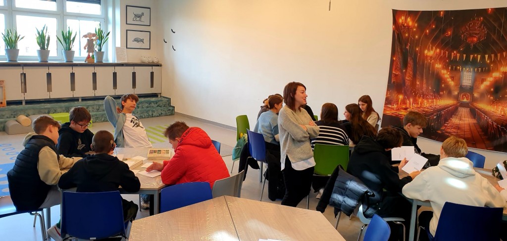 Warsztaty literacko – językowe klasy w Bibliotece