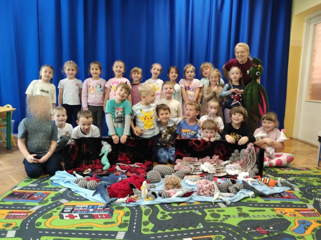 SPOTKANIE AUTORSKIE Z PANIĄ ALINĄ PRZYDATEK - 'STARSZAKI'