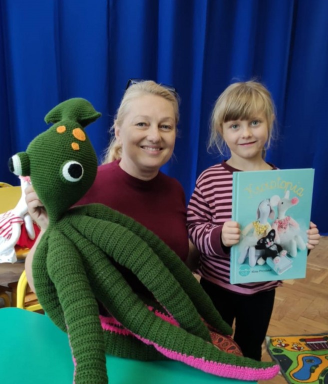 SPOTKANIE AUTORSKIE Z PANIĄ ALINĄ PRZYDATEK - 'STARSZAKI'