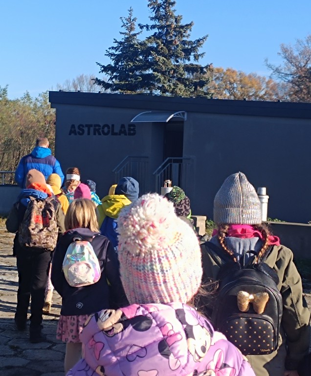 Wycieczka klasy 2a i 2b do Astrolabu