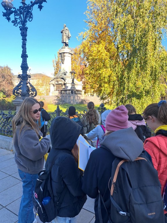 Wycieczka uczniów klas 5 i 6 do Warszawy 