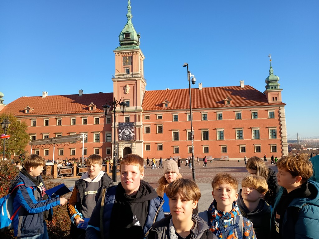 Wycieczka uczniów klas 5 i 6 do Warszawy 