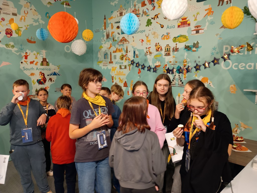 Wycieczka uczniów klas 5 i 6 do Warszawy 