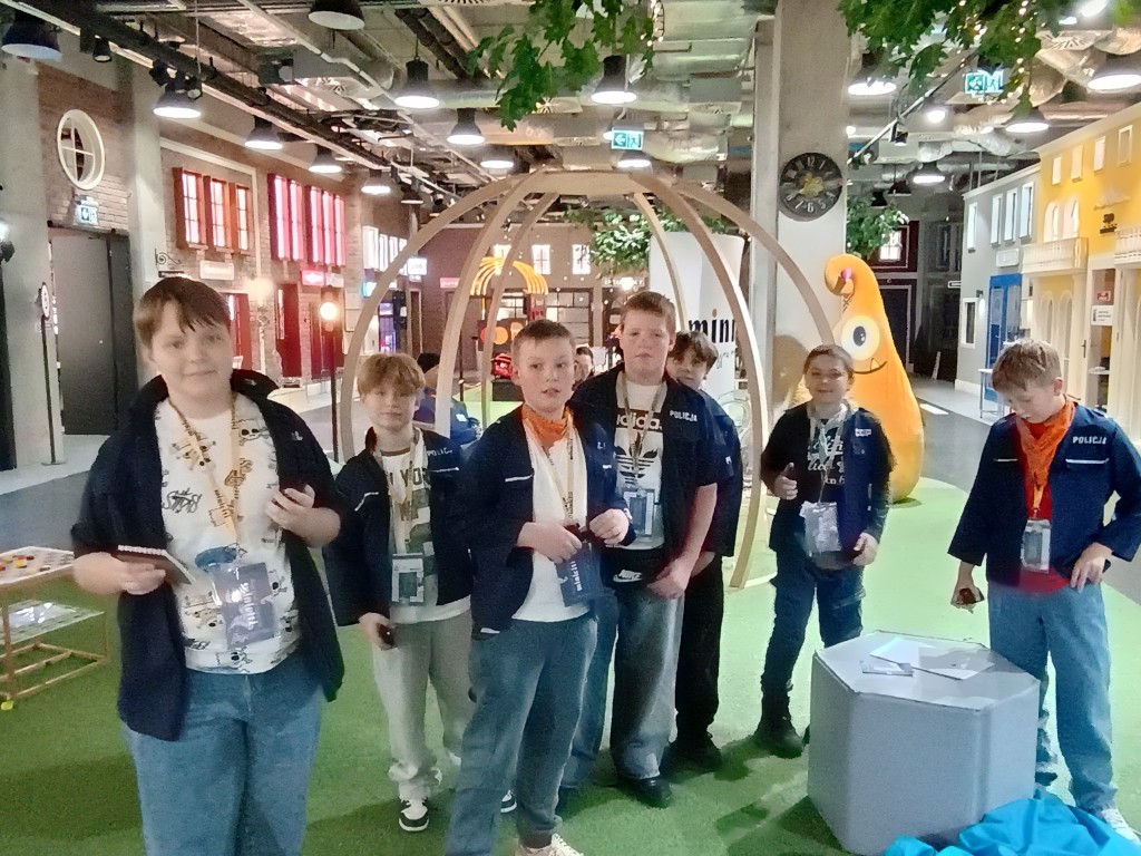 Wycieczka uczniów klas 5 i 6 do Warszawy 