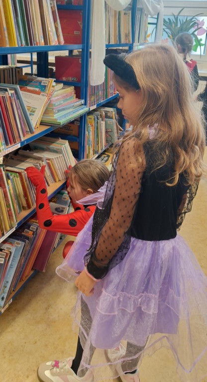 Biblioteczny Dzień Postaci z Bajek