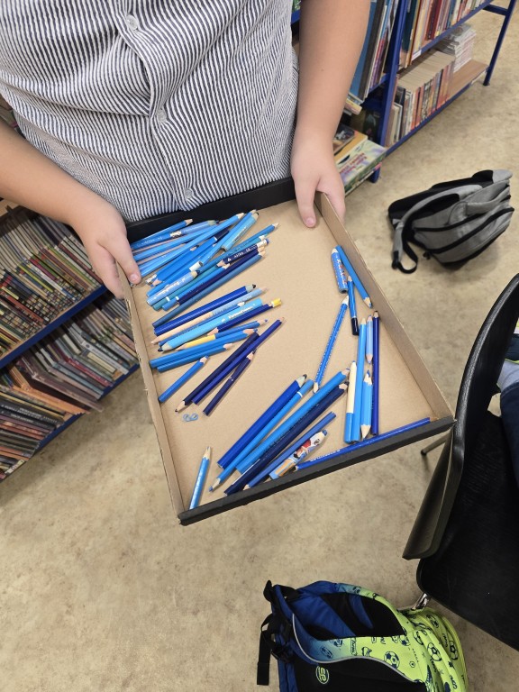 Szkolna ZBIÓRKA KREDEK dla Fundacji Dom Kredek