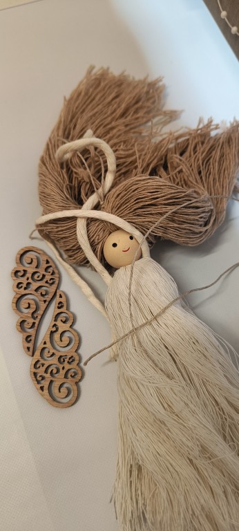 Anielskie warsztaty rękodzieła w bibliotece!