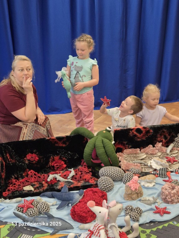 SPOTKANIE AUTORSKIE Z PANIĄ ALINĄ PRZYDATEK - 'ŚREDNIAKI