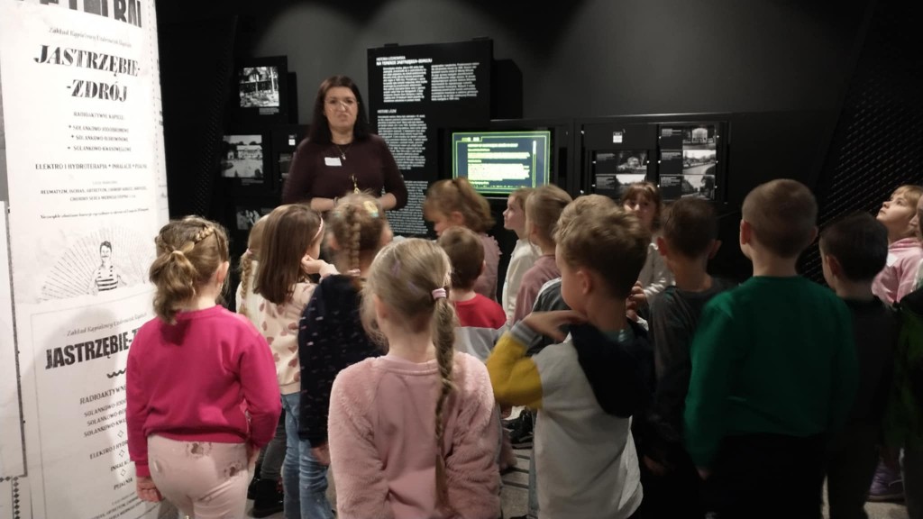 WYCIECZKA DO 'CARBONARIUM' - GRUPA 'STARSZAKÓW'