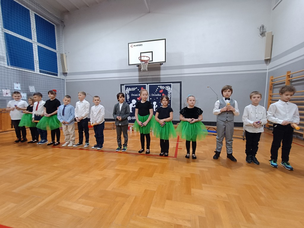 Dzień Babci i Dziadka w klasie 2b