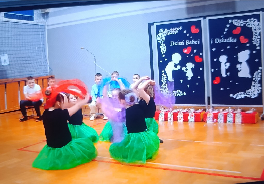 Dzień Babci i Dziadka w klasie 2b