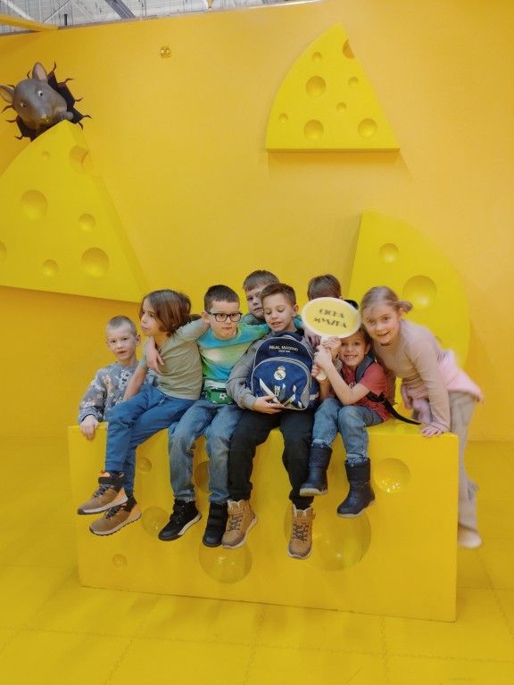 Kolorowa przygoda - wycieczka do Funzeum klas I