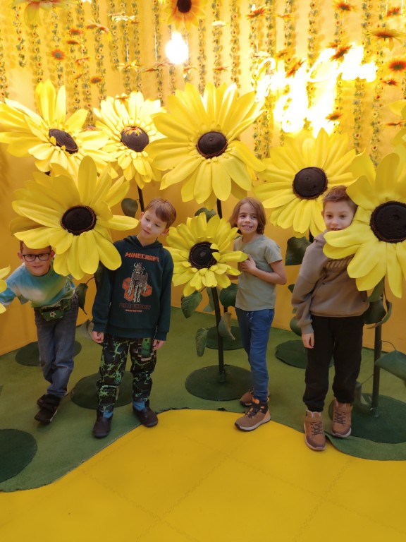 Kolorowa przygoda - wycieczka do Funzeum klas I