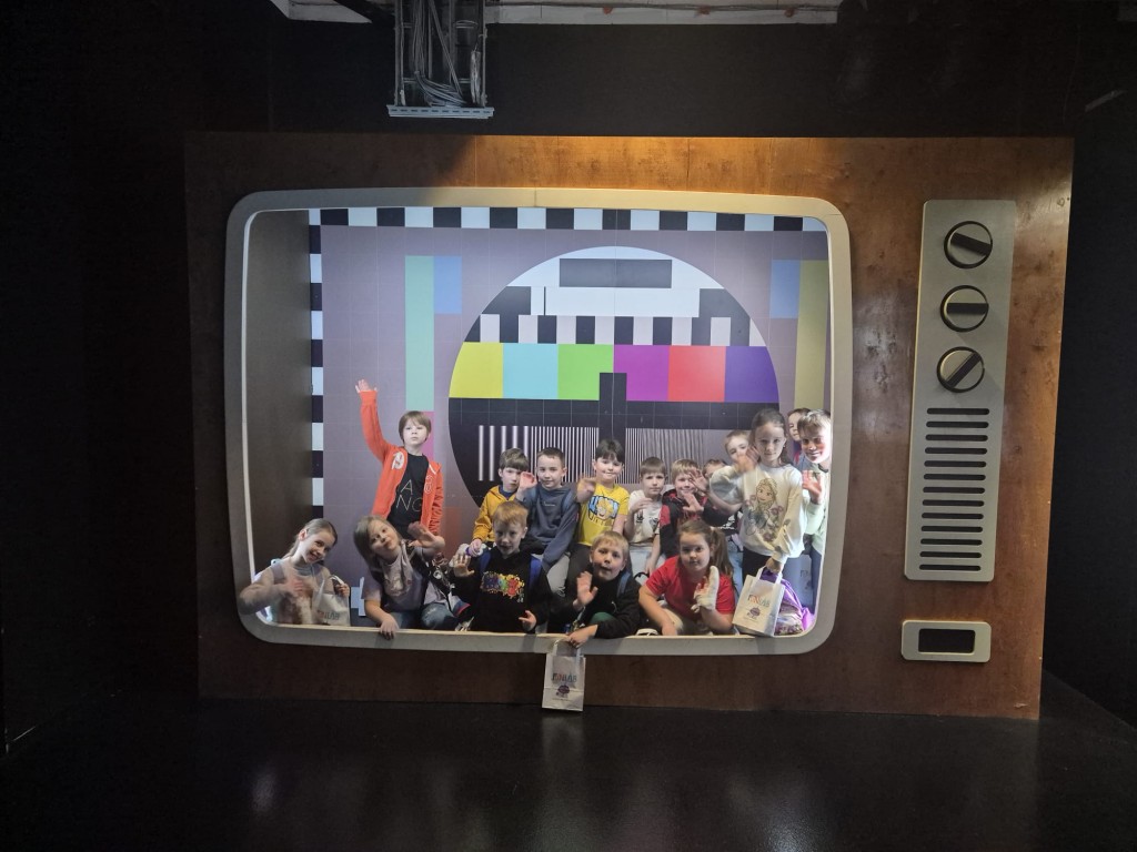 Kolorowa przygoda - wycieczka do Funzeum klas I