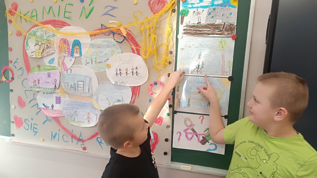 Czytam z klasą - lekturki spod chmurki w kl.2b