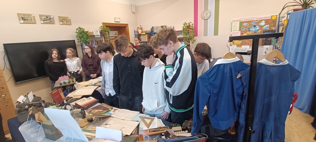 Szkoła pełna wspomnień