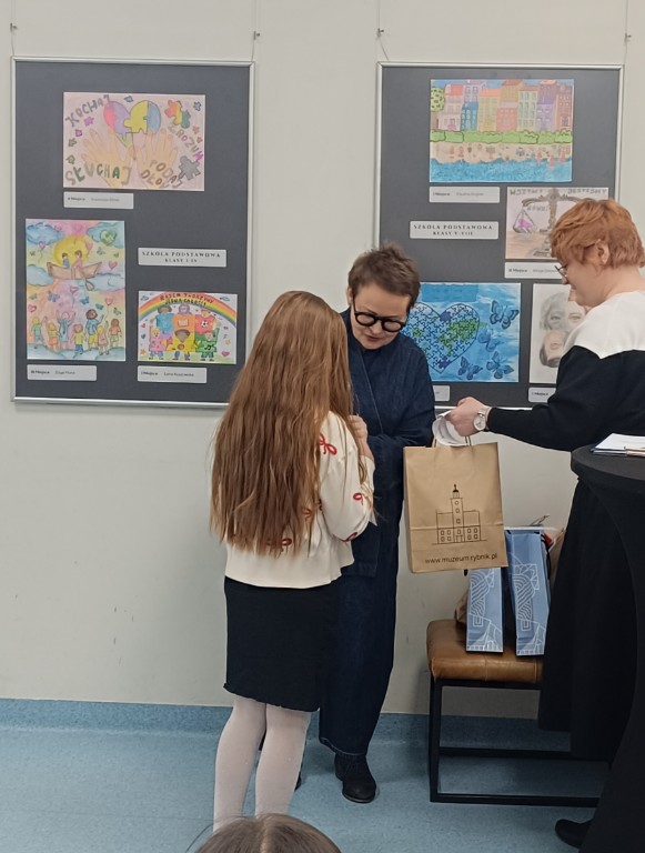 Dzień świadomości autyzmu klasa 2b 