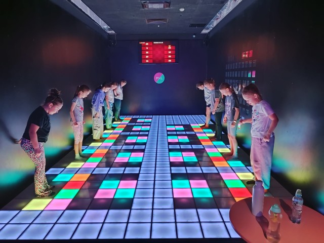 Wycieczka klasy IV do Pixel XL Katowice